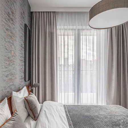 Chronos With Parking And Air Conditioning In Wola By Renters Prestige Apartmán Varšava