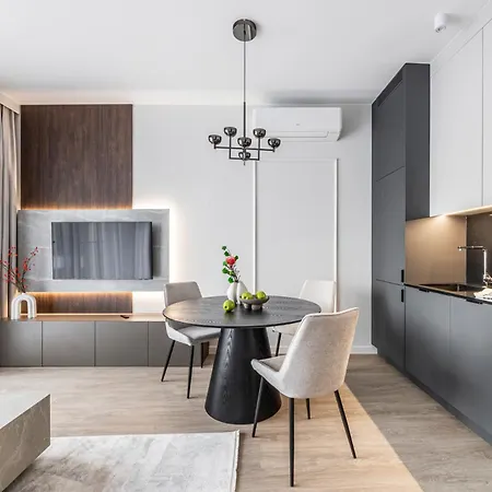 Chronos With Parking And Air Conditioning In Wola By Renters Prestige Apartamento