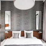 Apartament Chronos With Parking And Air Conditioning In Wola By Renters Prestige