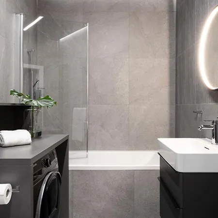 Chronos With Parking And Air Conditioning In Wola By Renters Prestige * 华沙